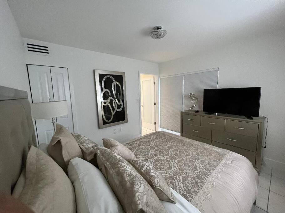 Luxurious And Cozy Townhouse 3 Bedrooms 2.5 Bath Miami Exterior foto